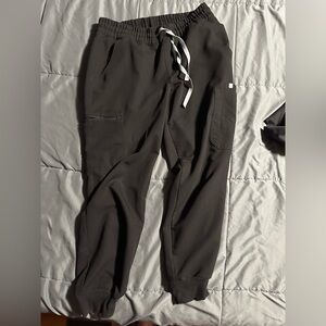 Figs joggers. Uman relaxed med/petite.